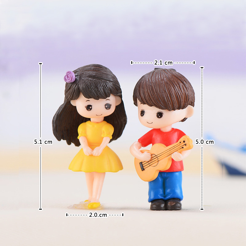 기타 커플 연인 미니어처 피규어 소년 소녀 데이트 캐릭 - Car Accessories Oman 리뷰 및 가격